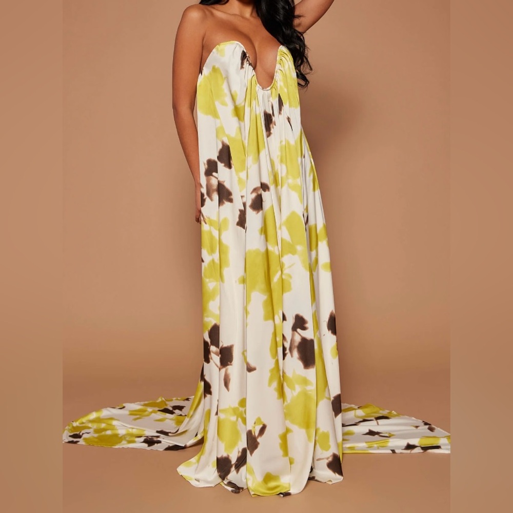 Elegant Floral Strapless Dress